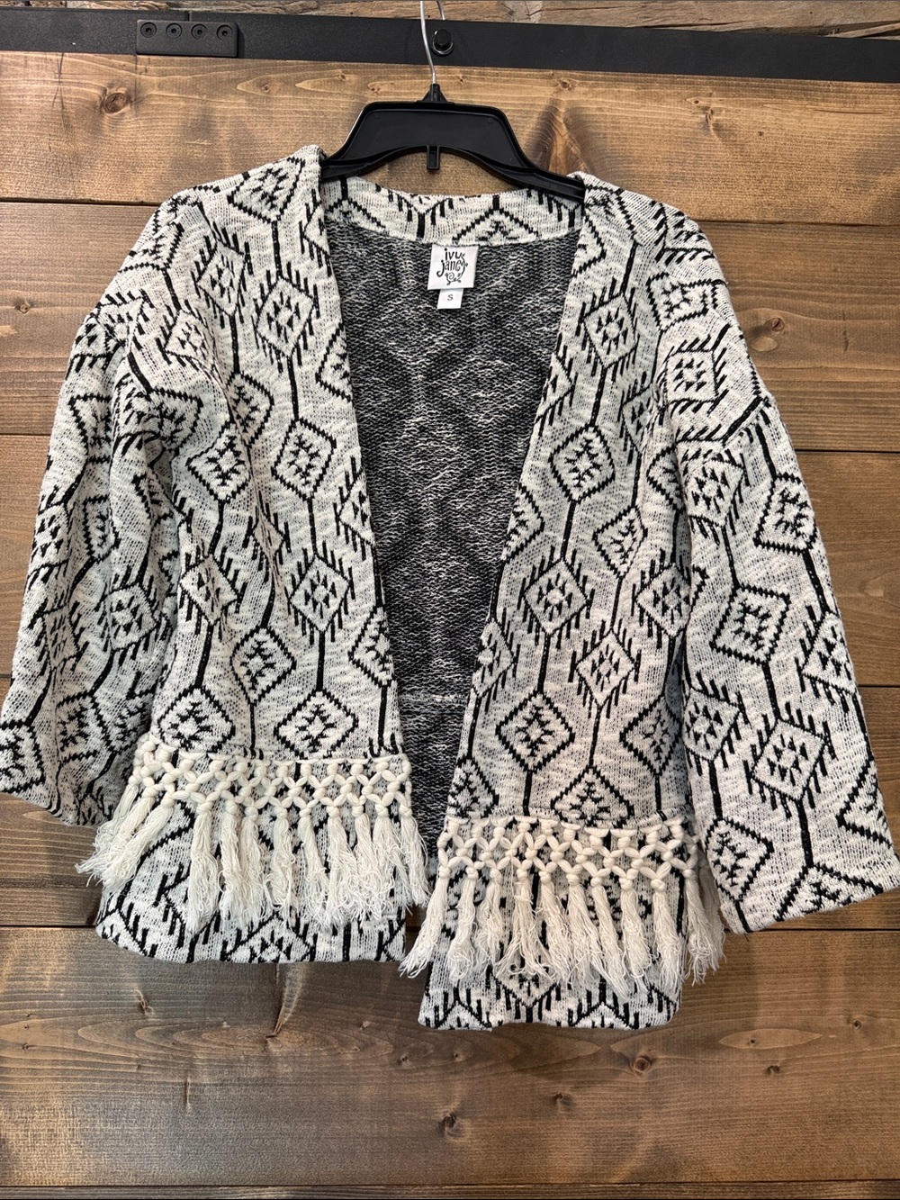 ivy jane Black & Cream Tribal Fringe Open-Front Cardigan